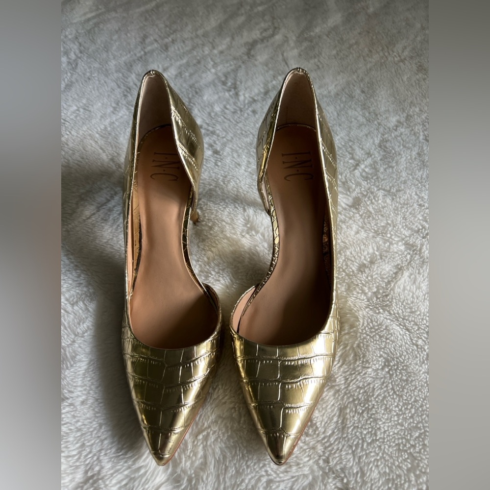 INC Gold Croc Embossed Pointed Toe Stiletto Heels Women’s 8.5M